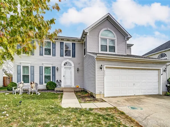 2397 Miami Village Dr, Miamisburg, OH 45342