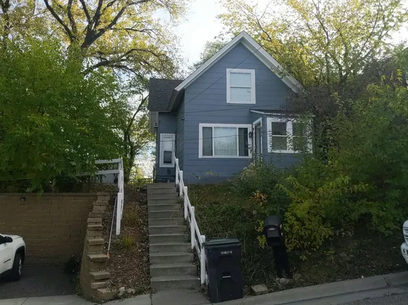 806 Agate St, Saint Paul, MN 55117