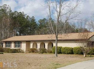 907 Dunbar Rd, Warner Robins, GA 31093