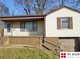 3115 N 41st St, Omaha, NE 68111