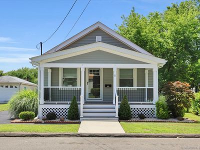 10 Enfield Avenue, Enfield, CT, 06082