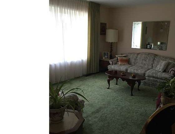3rd image of 405 Cedar Dr