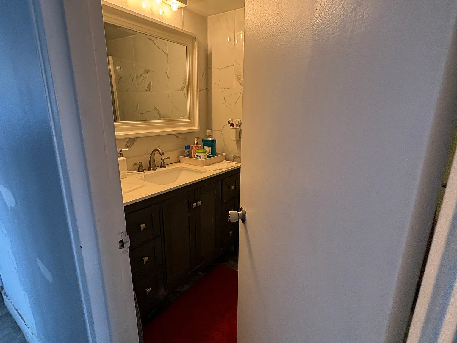 2 bed, 1005 sqft, $2,200 — Photo 4