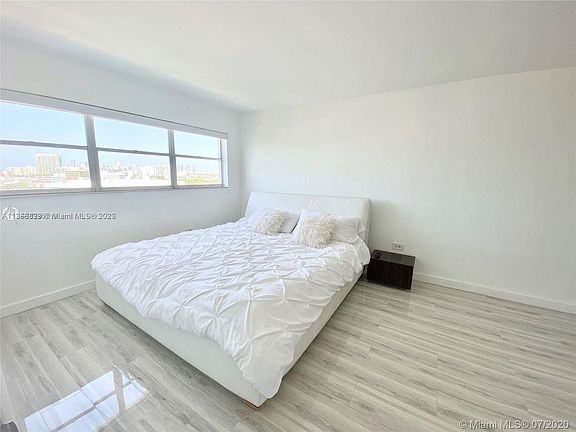 3rd image of 1881 Washington Ave APT 15G