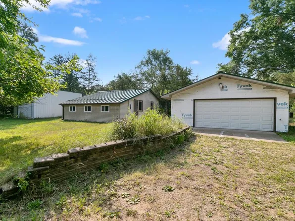 N3124 Blue Jay Road, Poynette, WI 53955