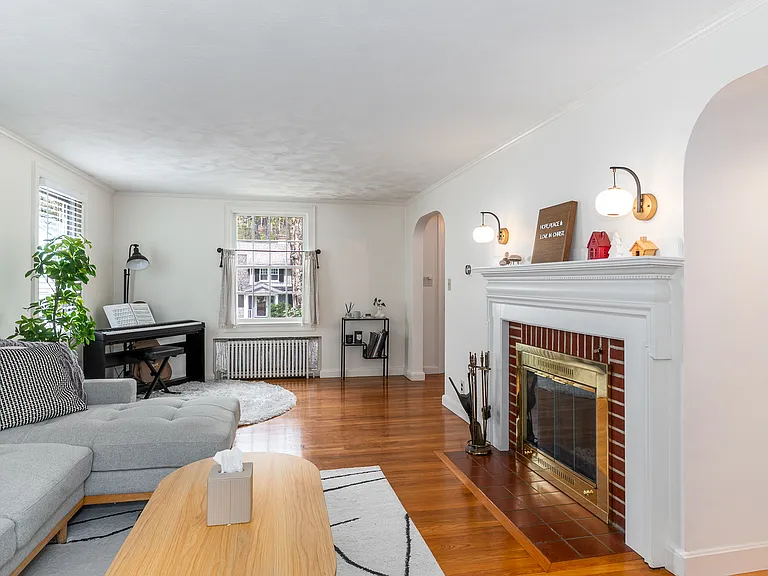 51 Lynn Fells Pkwy — Photo 5