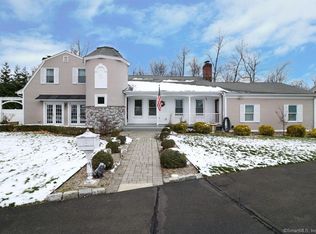 212 Blue Hills Rd, North Haven, CT 06473