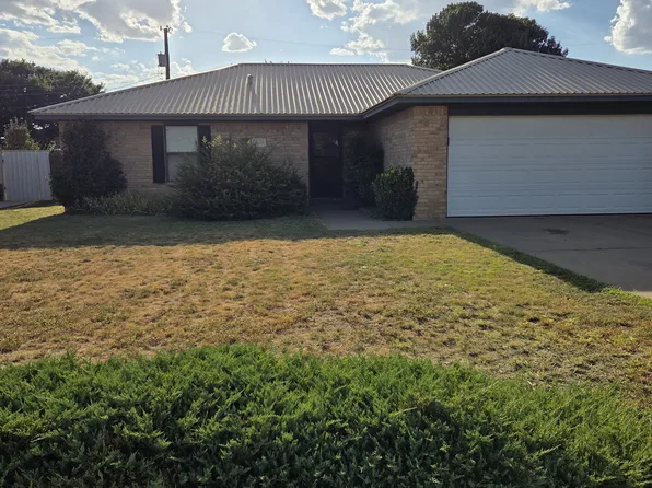 2808 Lisa Ave, Clovis, NM 88101
