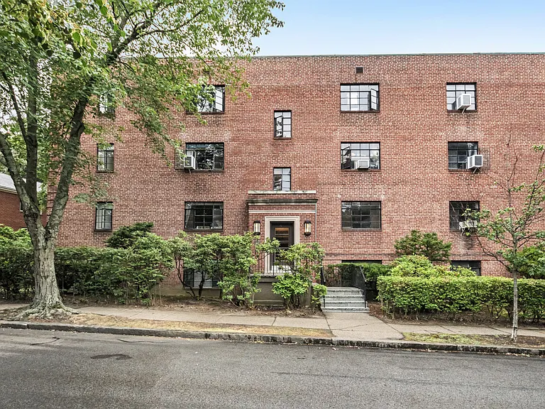 40 Stetson St #3 — Photo 7