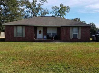 110 Old Timers Ln, Cantonment, FL 32533