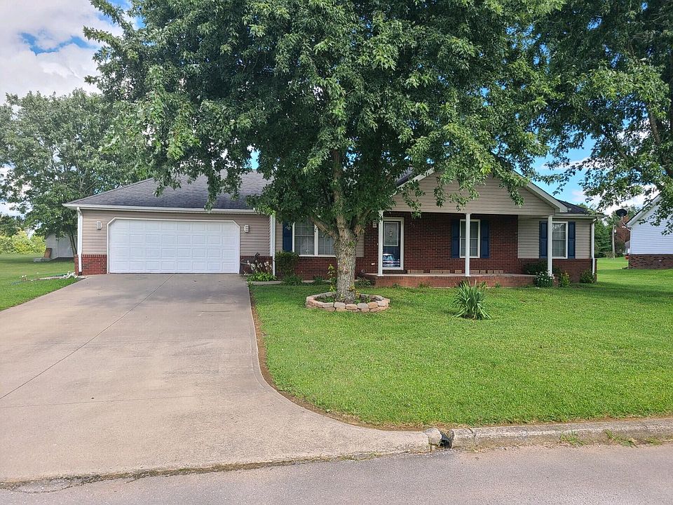 1st image of 45 Cary Ln