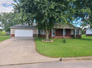 45 Cary Ln, Science Hill, KY 42553