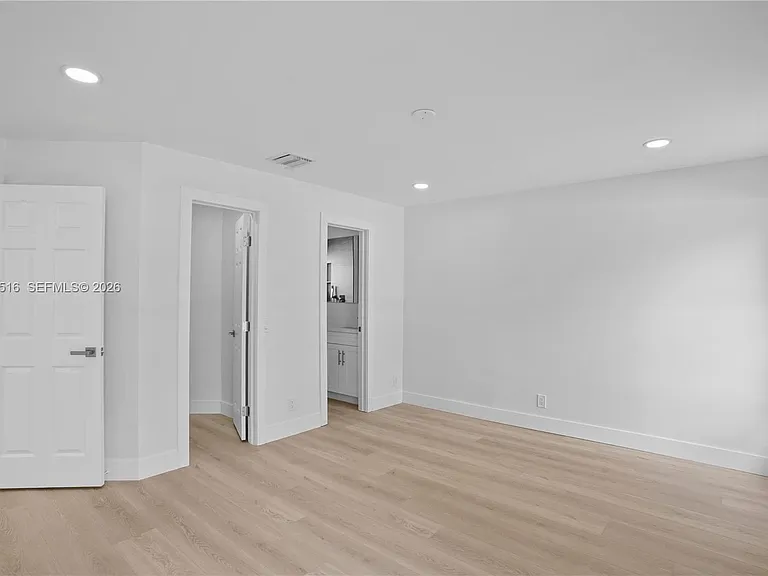 9354 Arborwood Cir — Photo 9