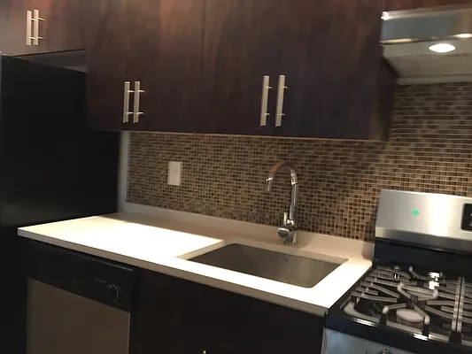 Rented by FAR Property Management | media 11