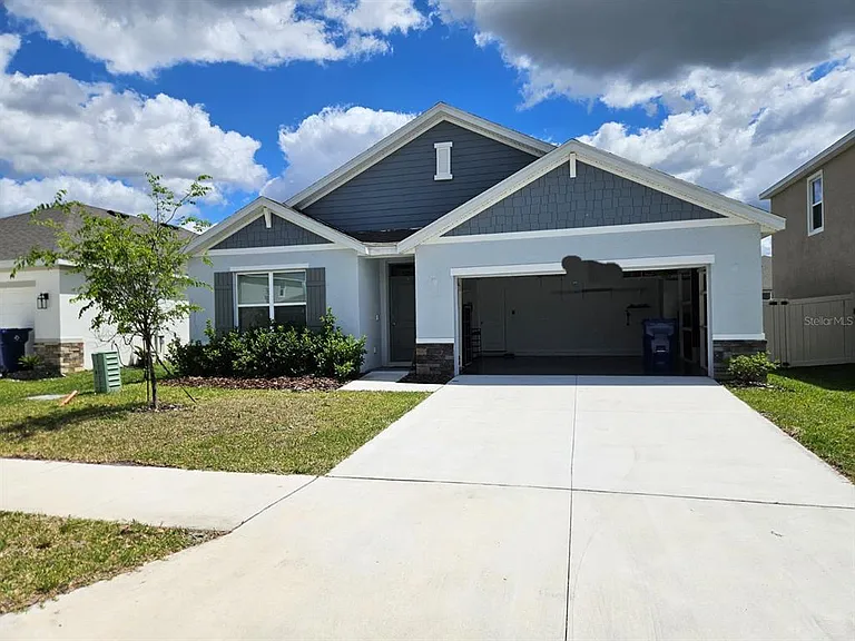 32650 Osprey Peak Way — Photo 1