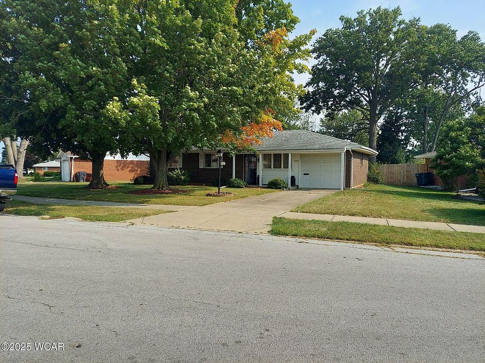 1st image of 858 Mackenzie Dr