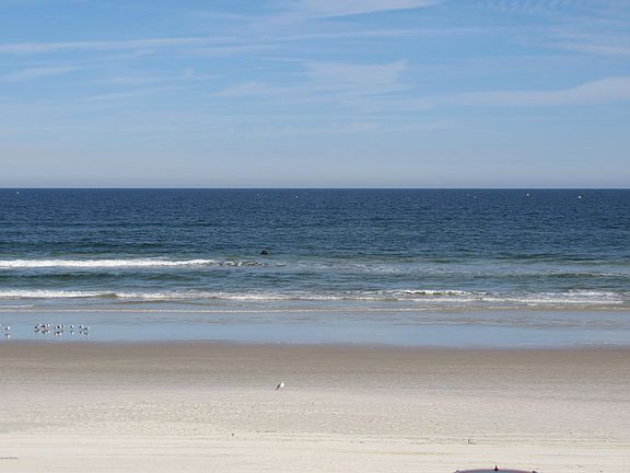 3rd image of 3647 S Atlantic Ave #6C