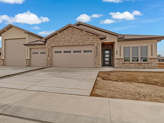 2nd image of 2637 Emerald Ridge Ln