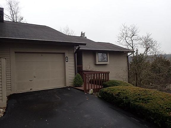 2nd image of 20 Miami Woods Dr