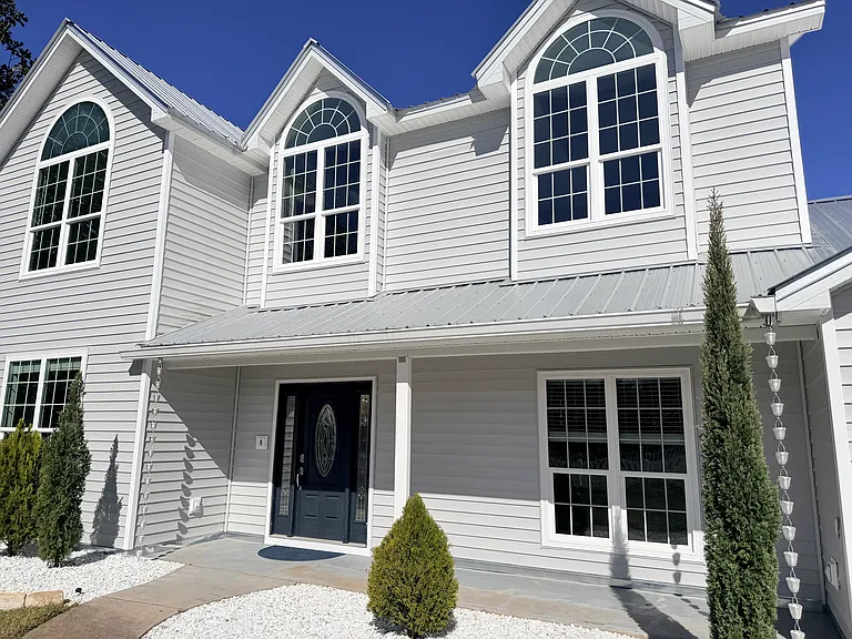 123 Seabreeze Cir — Photo 3