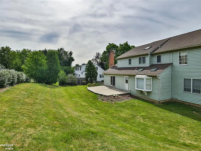 4059 Wedgewood Rd — Photo 71