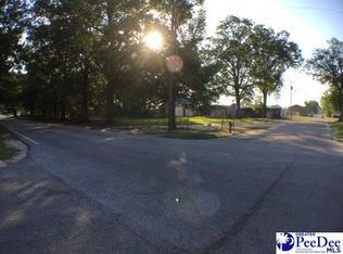 210 W Washington St, Dillon, SC 29536