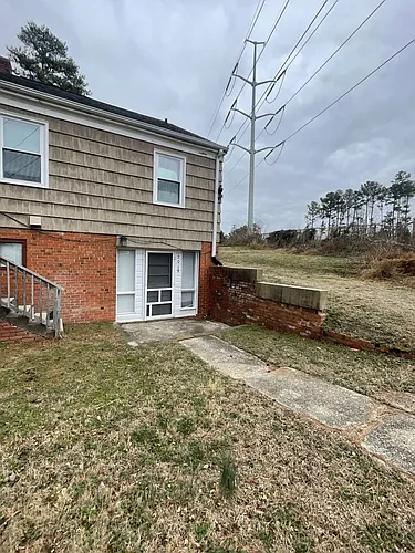 901B Marilyn Dr Photo 1