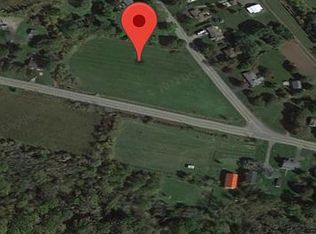 5589 Stone Rd, Lockport, NY 14094