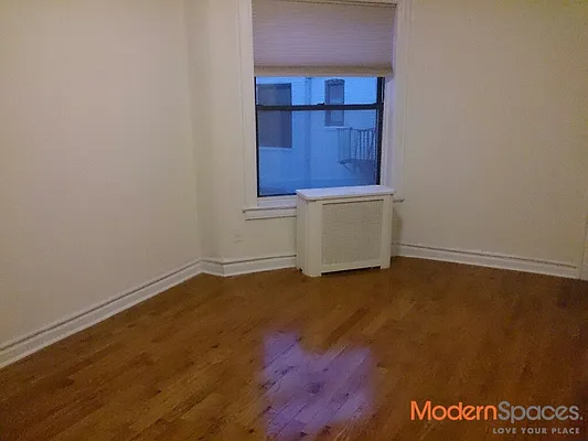 Rented by Modern Spaces | media 8