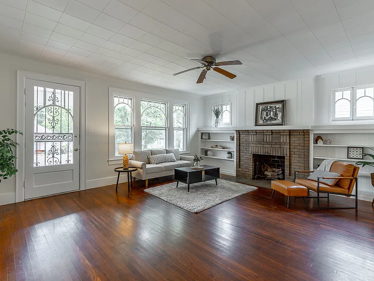 5405 Saint Elmo Ave — Photo 3