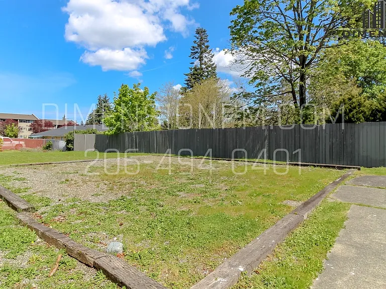 Freiday Apartments — Photo 17