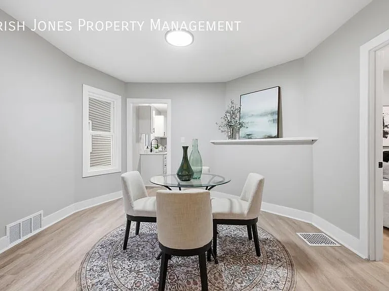61 Princeton Pl #1 — Photo 11