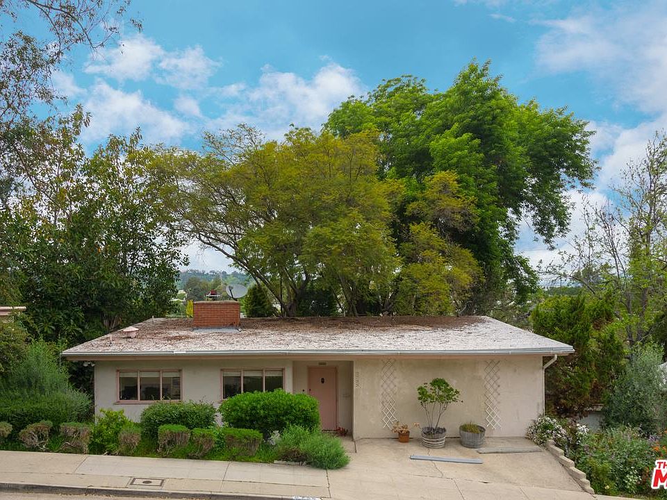 1st image of 2755 Lakewood Ave
