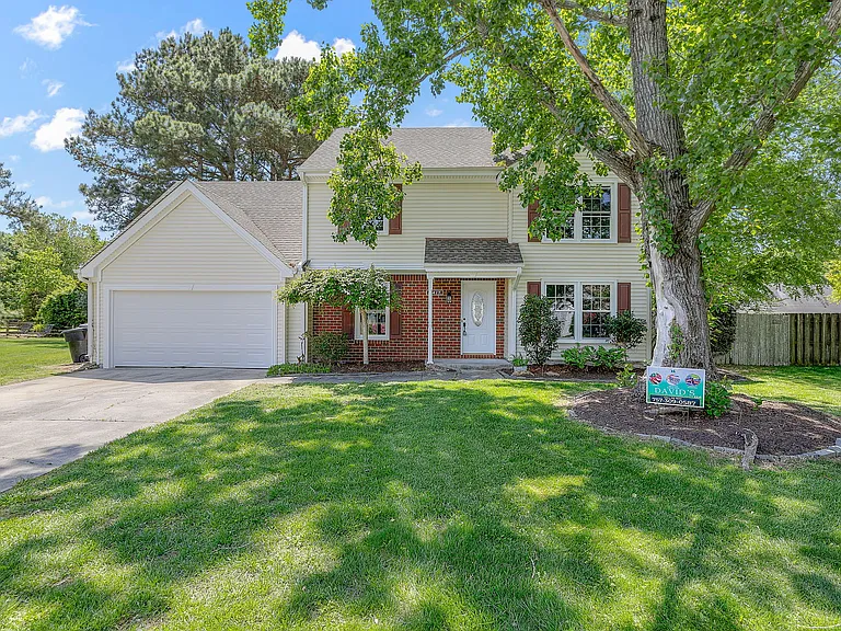 2417 Bernadotte Ct — Photo 1