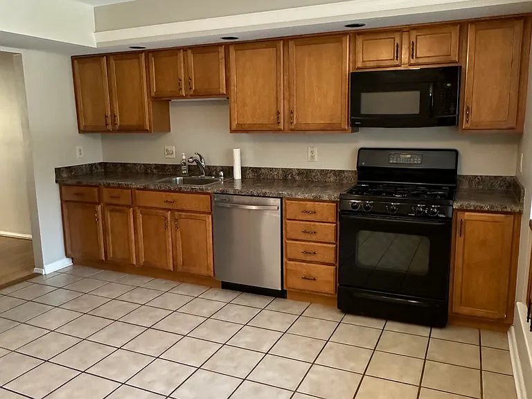 2105 Kimrick Pl — Photo 8