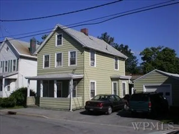 8 N Cedar St, Beacon, NY 12508