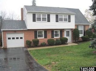 2160 Herman Dr, York, PA 17408