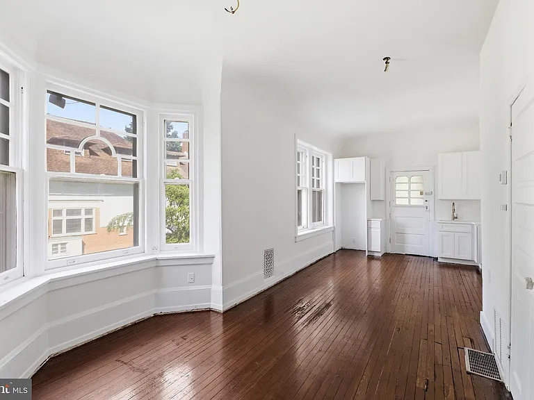 5939 Drexel Rd #1 — Photo 6