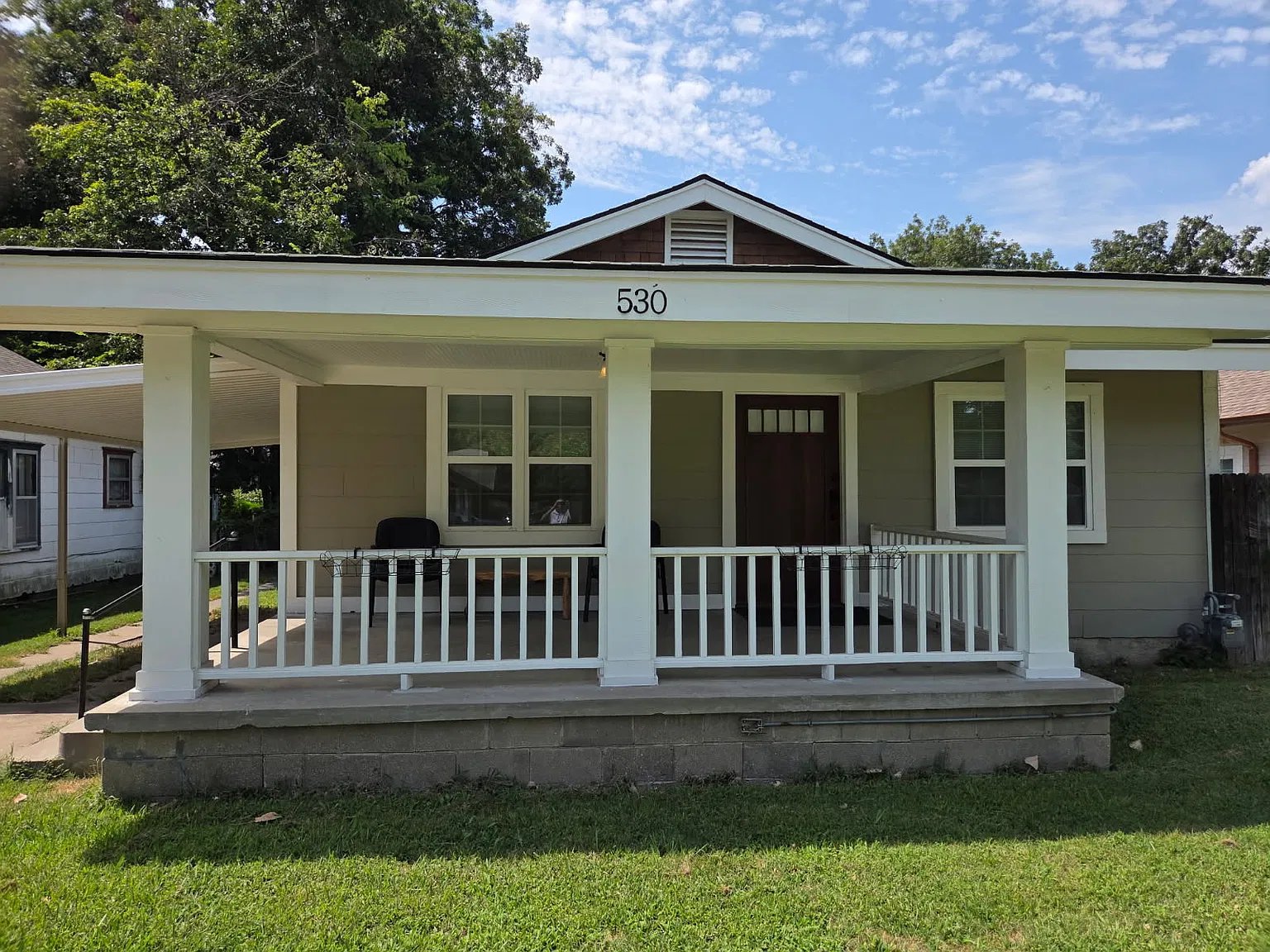 2 bed, 1.0 bath, 1268 sqft, $1,500 — Photo 1