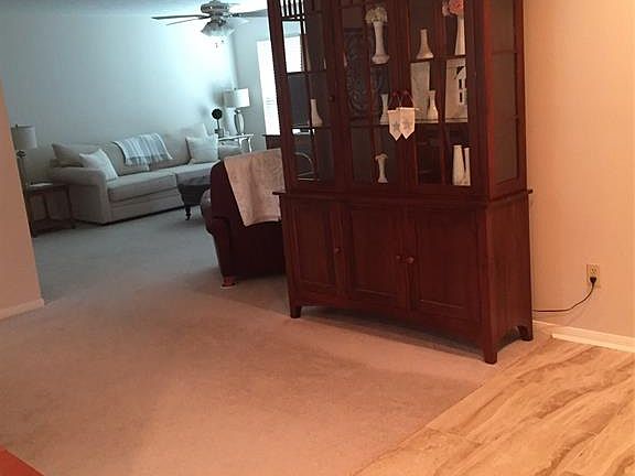 2nd image of 302 Desert Willow Ct