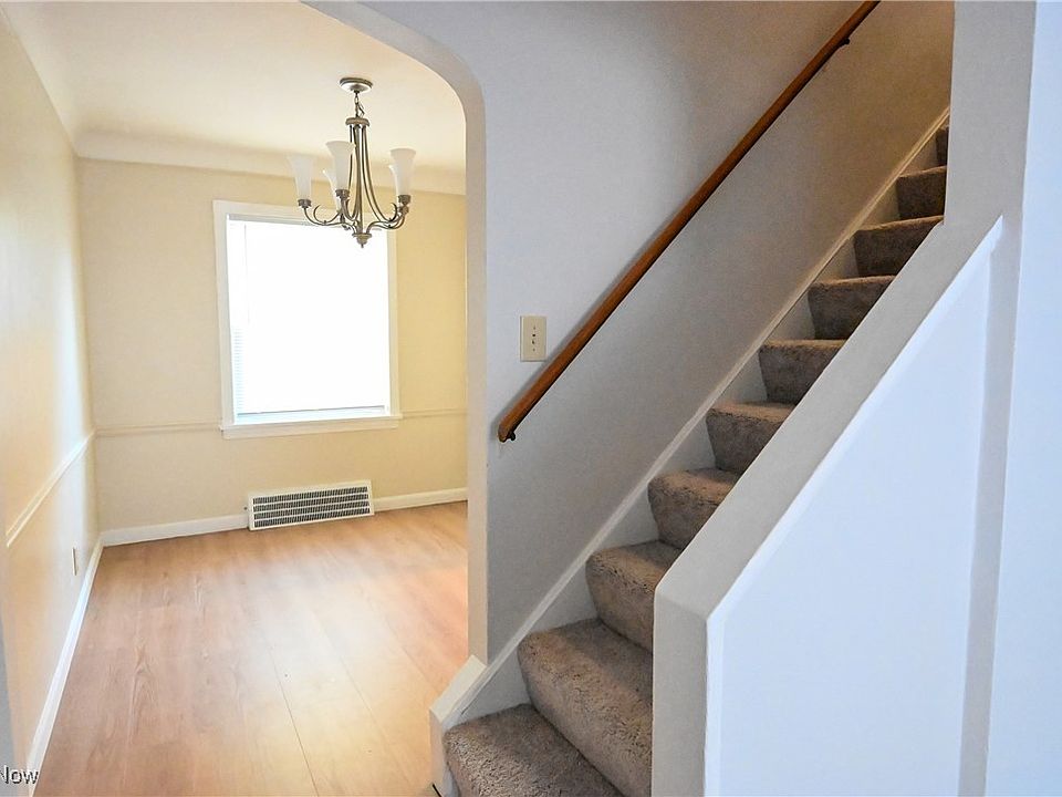 1st image of 25400 Lake Shore Blvd