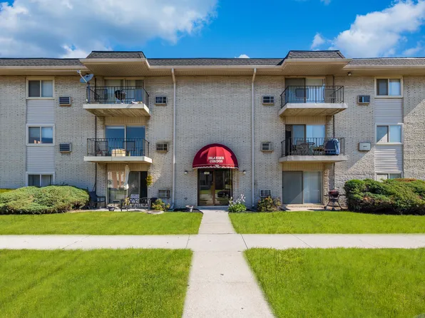 1850 Canal St APT 2D, Blue Island, IL 60406