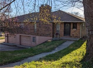 402 S 72nd Ter, Kansas City, KS 66111