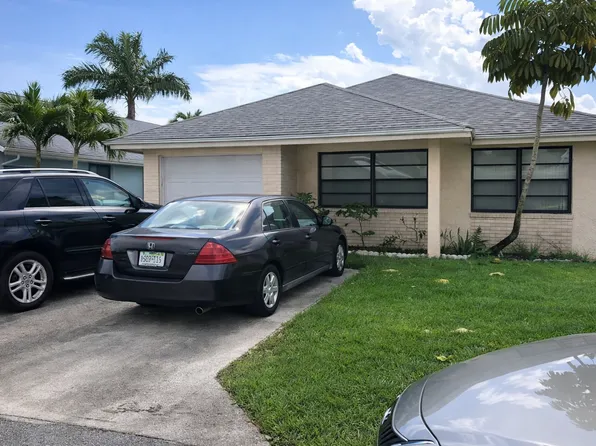 1322 Pines Ln, West Palm Beach, FL 33415