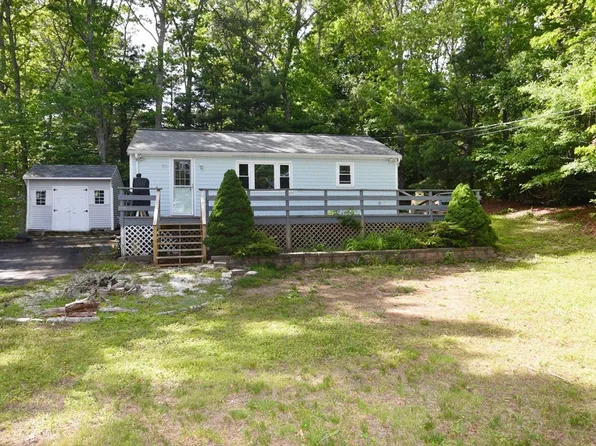 99 Scarlet Dr, Plymouth, MA 02360