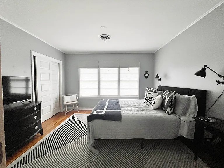 1508 Ash St — Photo 10