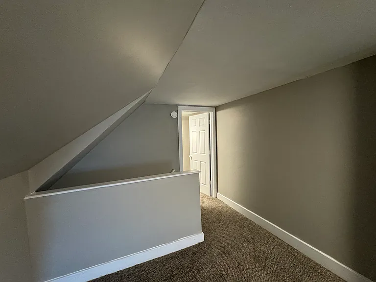 111 Dakota Ave — Photo 18