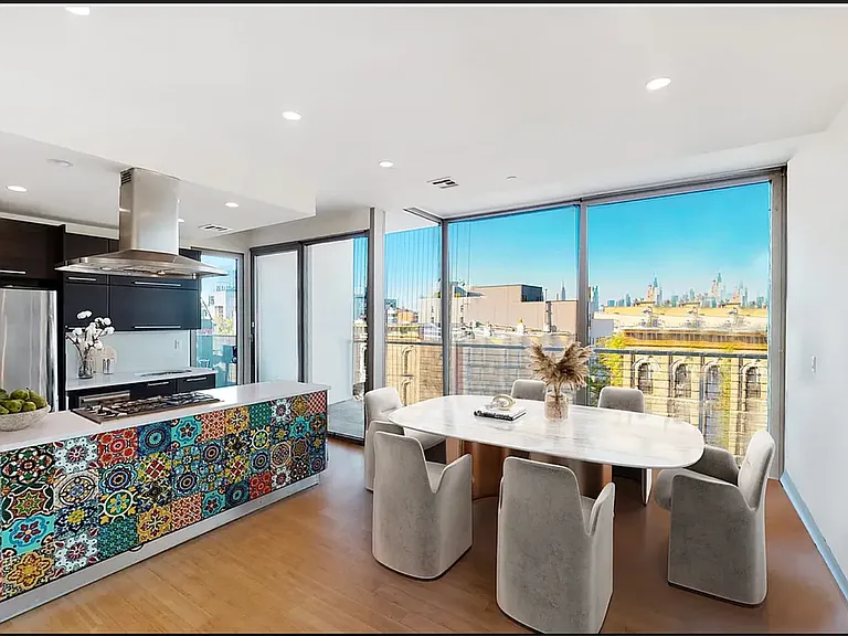 285 Driggs Ave #2 — Photo 3