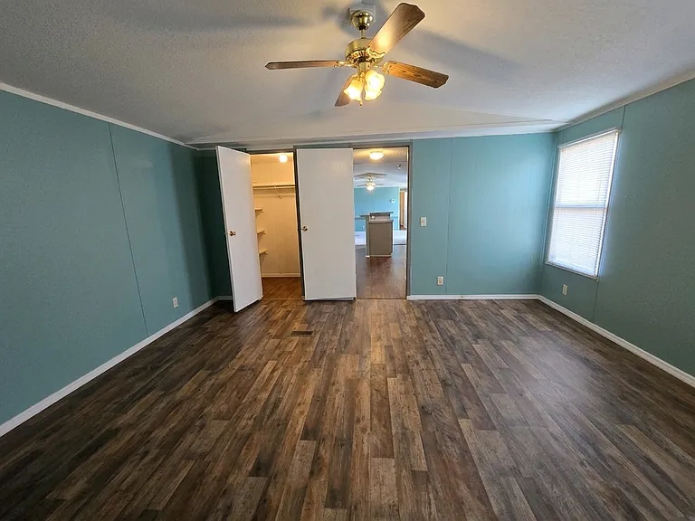 Oak Creek Estates MHC — Photo 21