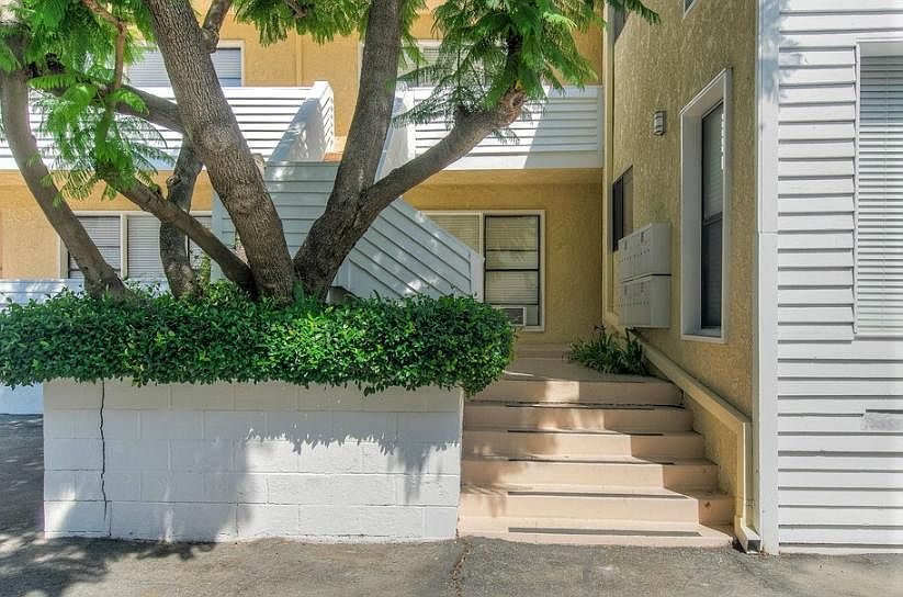 Front entryway.